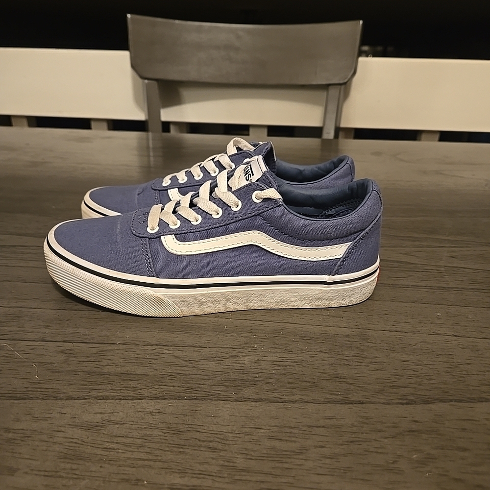 Vans Kids Sneakers in Blue and White